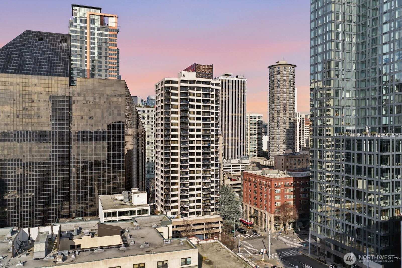 2100 3rd Avenue, Unit 2601 Seattle, WA 98121 - Photo 26 of 28