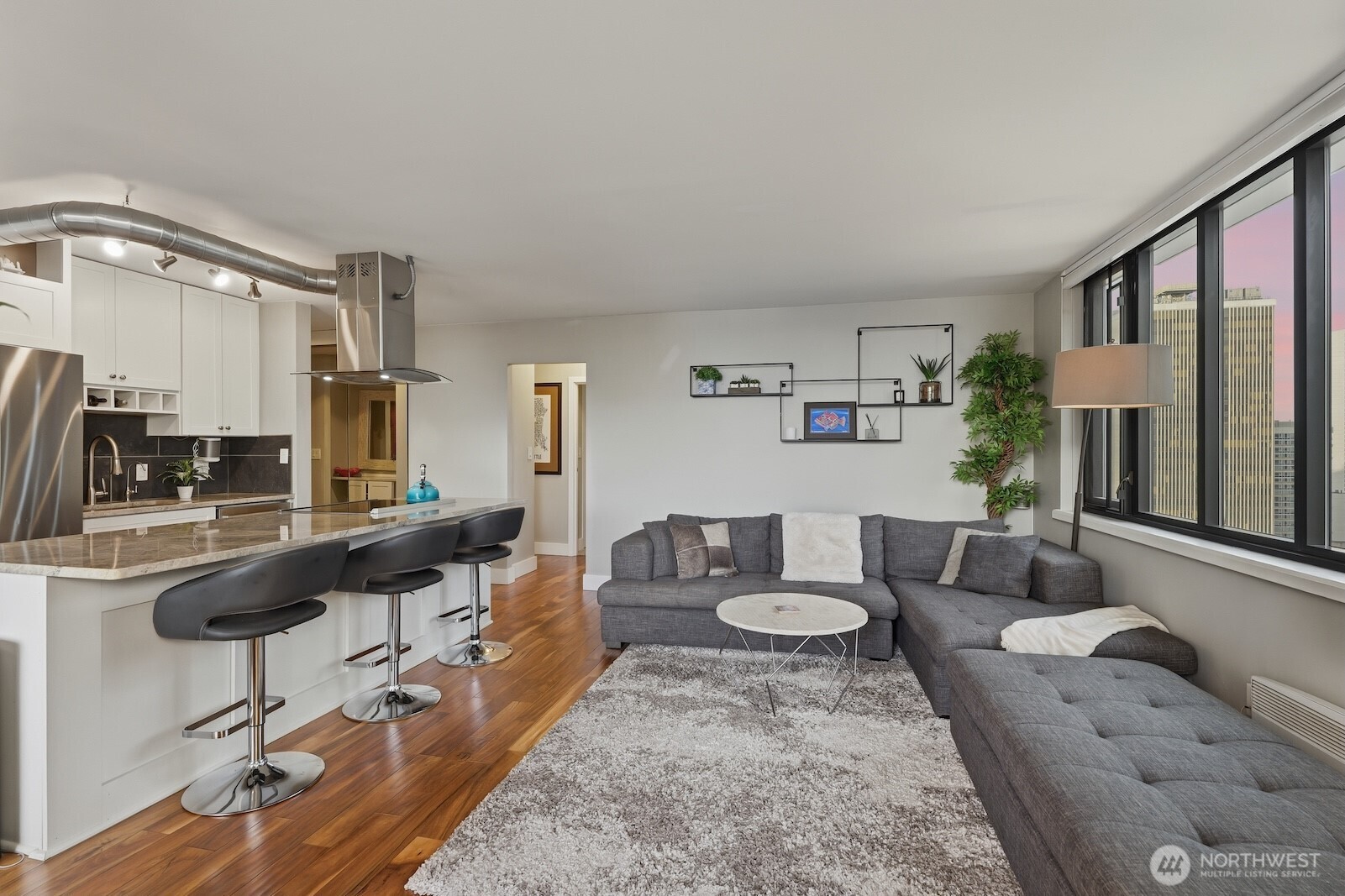 2100 3rd Avenue, Unit 2601 Seattle, WA 98121 - Photo 7 of 28