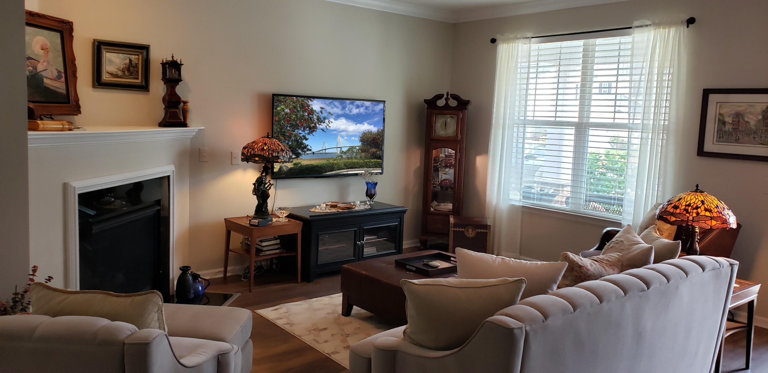 3596 Locklear Lane Mount Pleasant, SC 29466 - Photo 7 of 56 0210_living_room