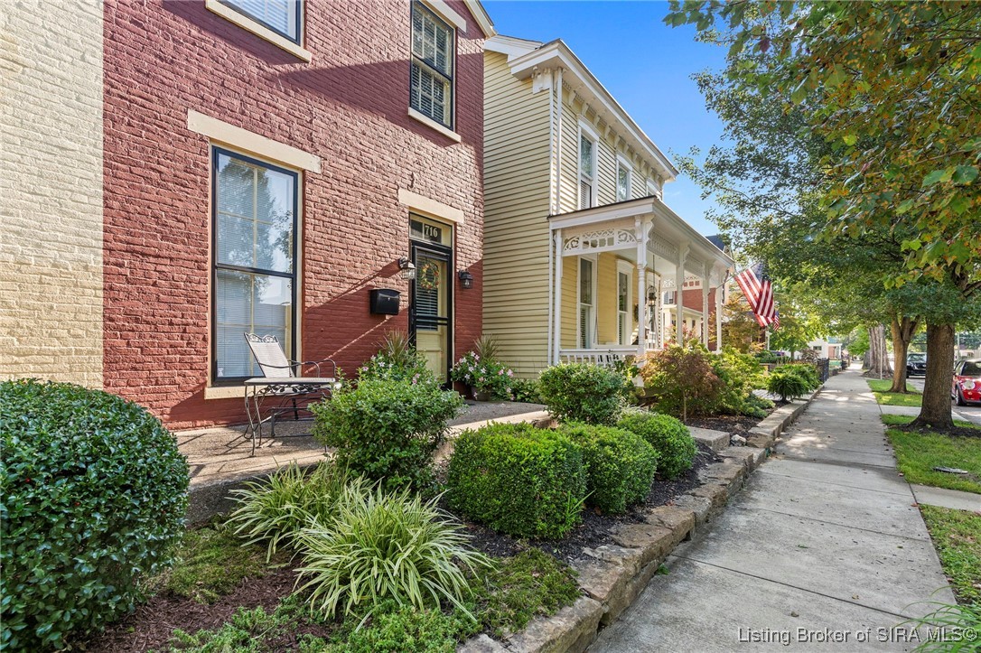 716 West 2nd Street Madison, IN 47250 - Photo 2 of 26