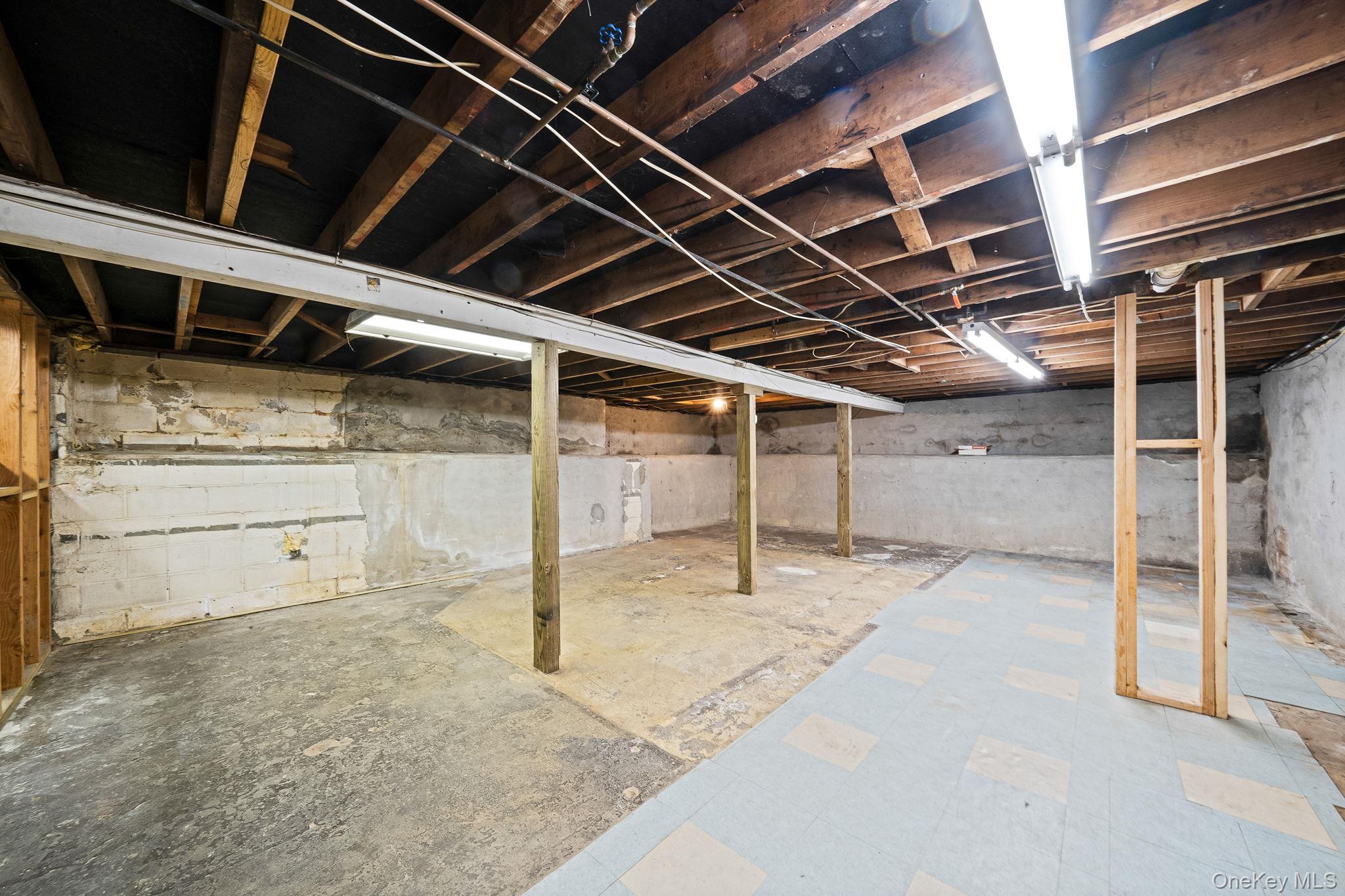 129 Shaber Road Patchogue, NY 11772 - Photo 23 of 23