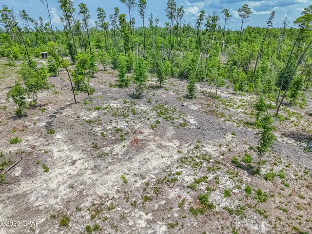 $144,900 | 16208 Kathy Lane, Youngstown, FL 32466