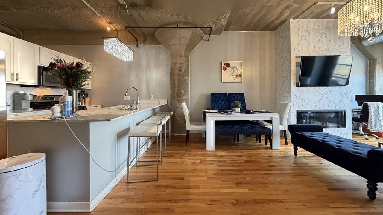 1069 West 14th Place, Unit 229 Chicago, IL 60608 - Photo 4 of 34