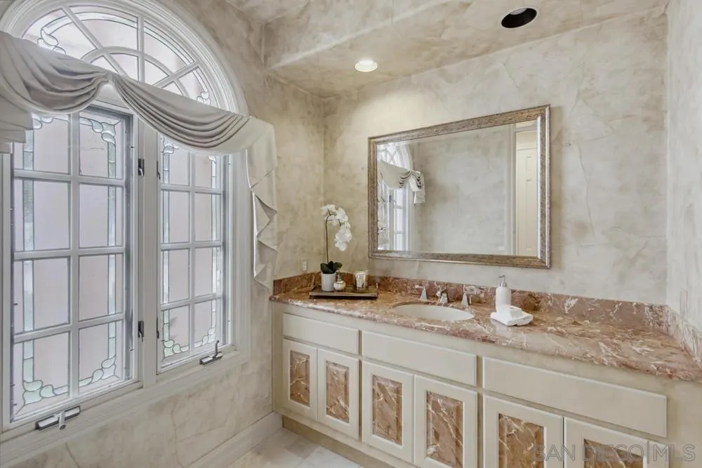 18103 Via Ascenso Rancho Santa Fe, CA 92067 - Photo 46 of 71