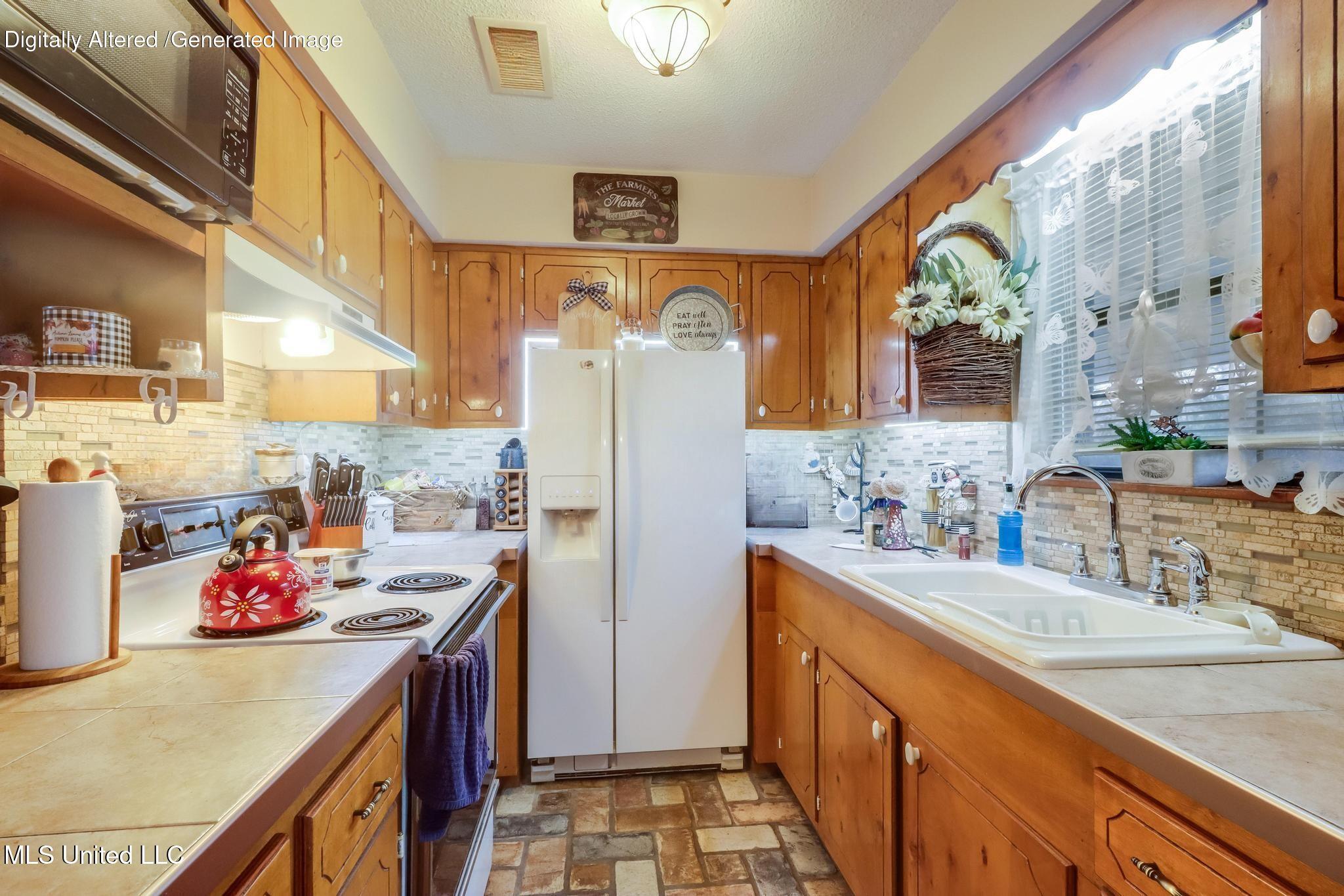 123 Carl Taylor Road Wiggins, MS 39577 - Photo 9 of 19 Kitchen