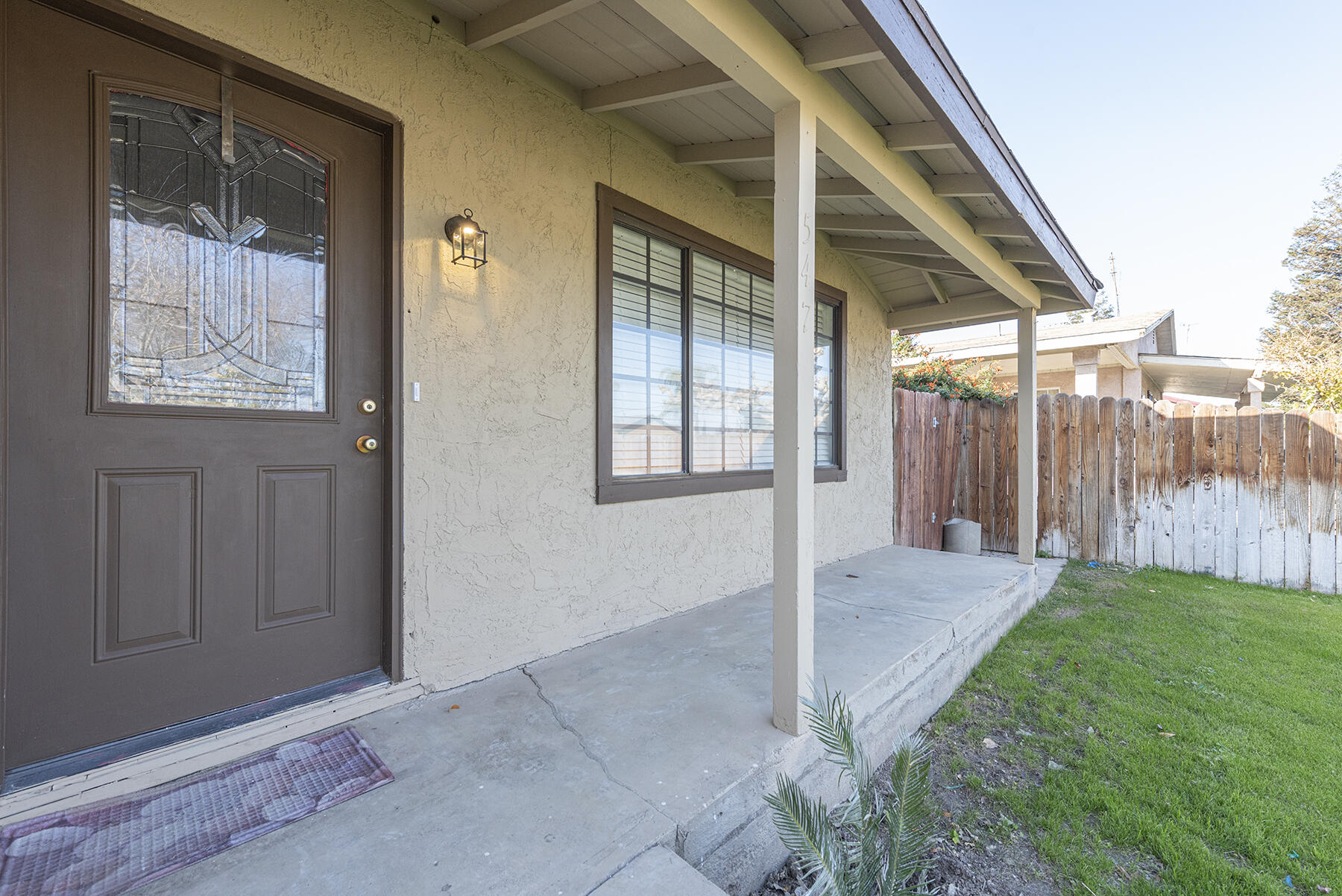 547 South Elm Road Earlimart, CA 93219 - Photo 6 of 32 6