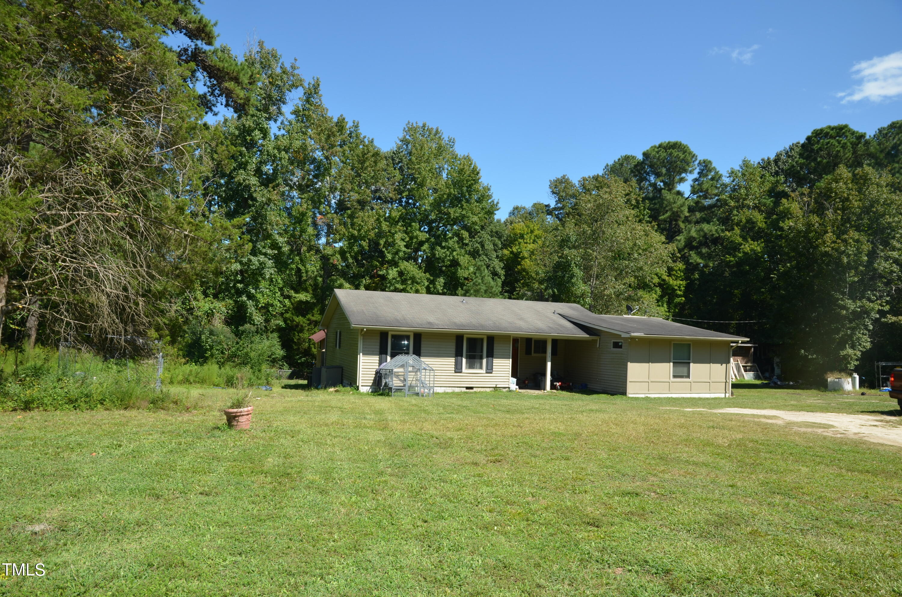 75 Pine Drive Youngsville, NC 27596 - Photo 2 of 23 DSC_0036