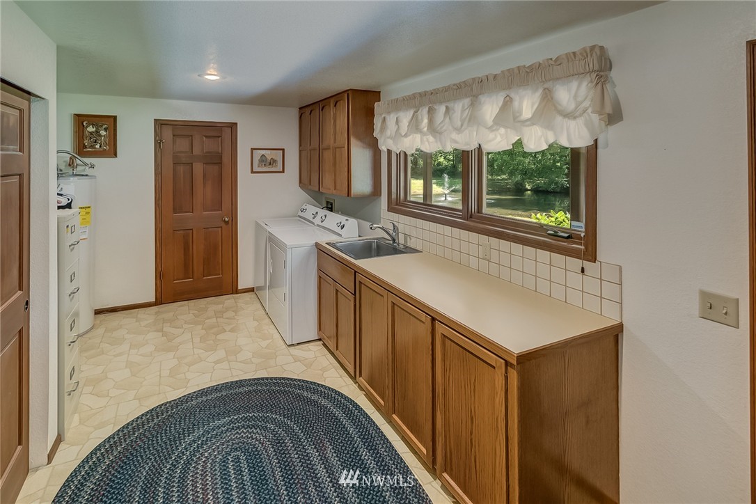 1743 Matz Road Ferndale, WA 98248 - Photo 14 of 25