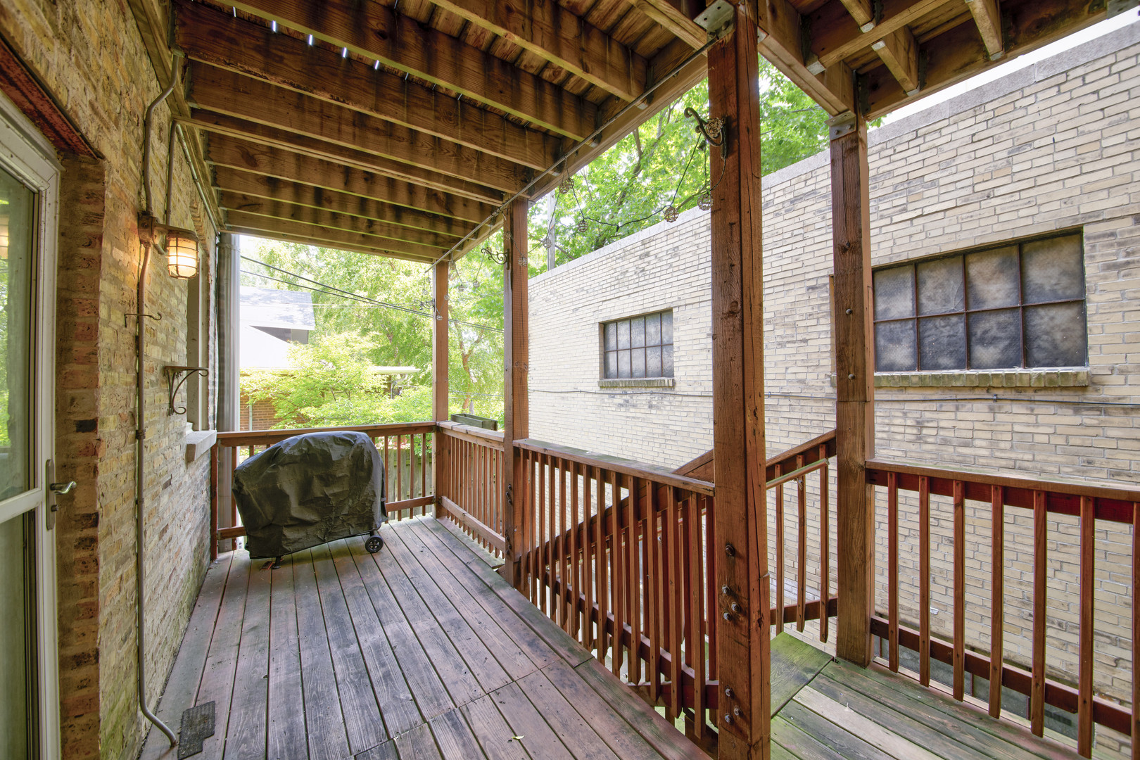 911 Maple Avenue, Unit 1N Evanston, IL 60202 - Photo 3 of 24