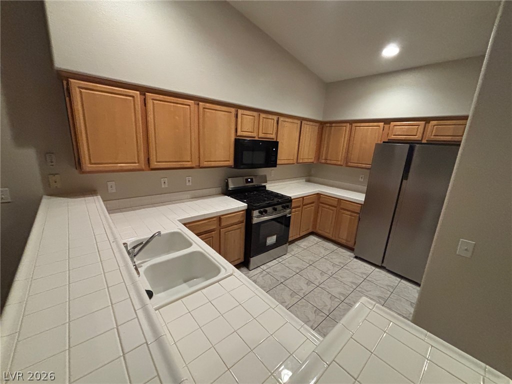 4970 Black Bear Road, Unit 202 Las Vegas, NV 89149 - Photo 4 of 35