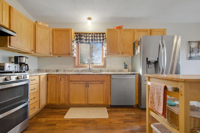 $425,000 | 5740 314th Street, Stacy, MN 55079