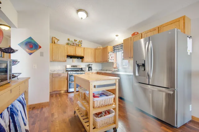 $425,000 | 5740 314th Street, Stacy, MN 55079