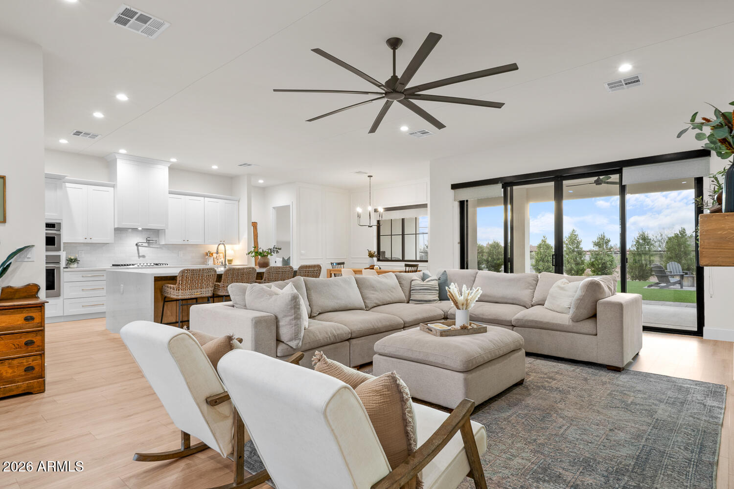 590 South Sun Road Apache Junction, AZ 85119 - Photo 16 of 68 a living room with furniture and a large window