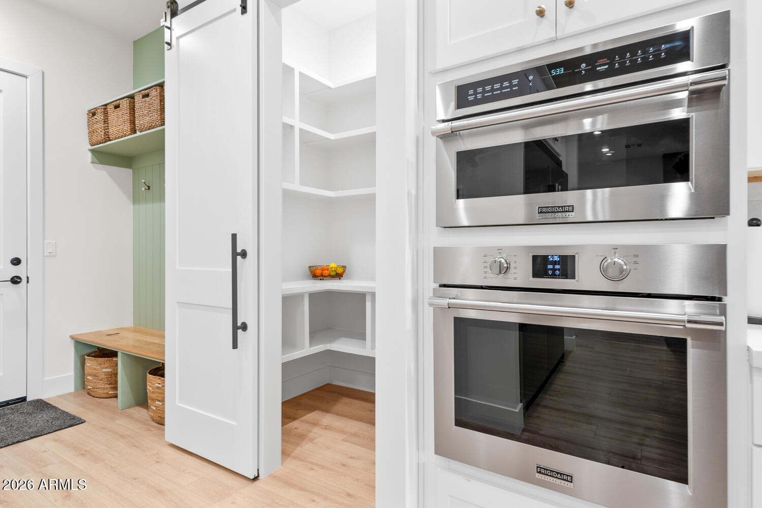 590 South Sun Road Apache Junction, AZ 85119 - Photo 21 of 68 a stove top oven sitting inside of a kitchen