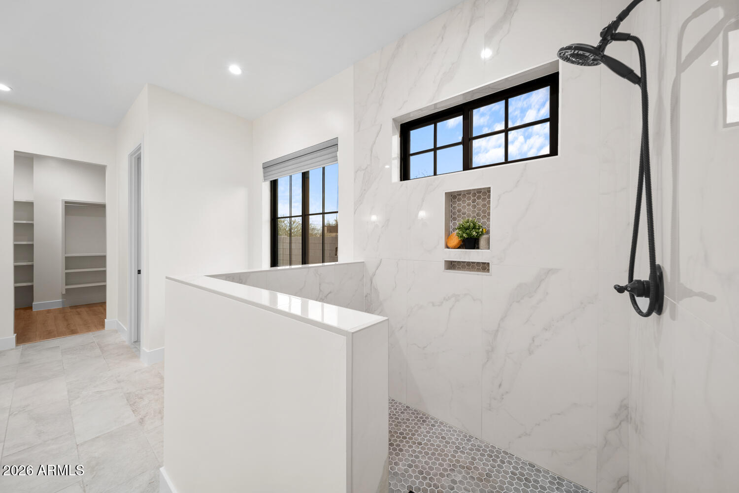 590 South Sun Road Apache Junction, AZ 85119 - Photo 34 of 68 a view of a hallway with windows