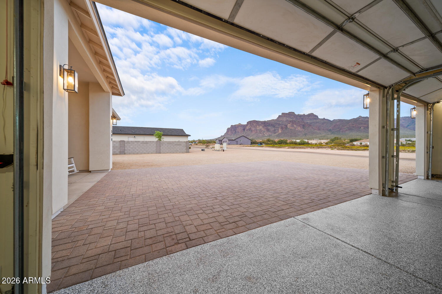 590 South Sun Road Apache Junction, AZ 85119 - Photo 44 of 68 Garage