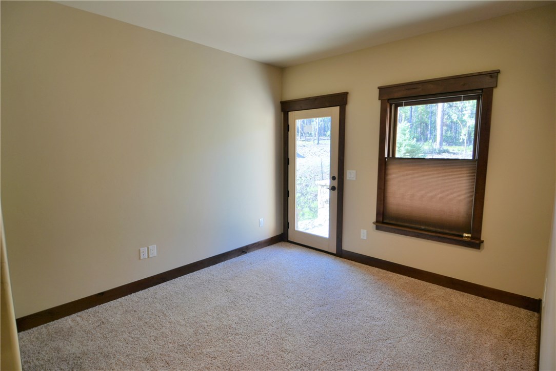 876 Independence Road, Unit 1B Keystone, CO 80435 - Photo 8 of 25 Downstairs bedroom.