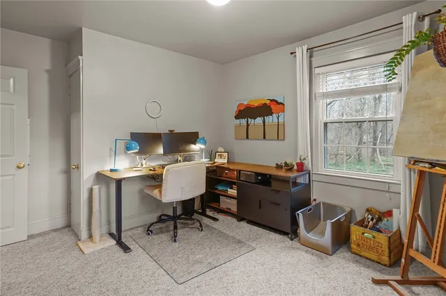 $2,800 | 80 Lakeshore Drive, East Greenwich, RI 02818