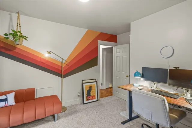 $2,800 | 80 Lakeshore Drive, East Greenwich, RI 02818