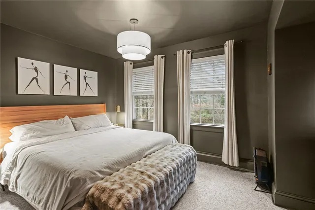 $2,800 | 80 Lakeshore Drive, East Greenwich, RI 02818