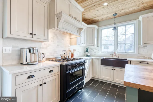 $895,000 | 106 Goodale Road, Baltimore, MD 21212
