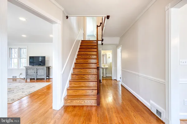 $895,000 | 106 Goodale Road, Baltimore, MD 21212