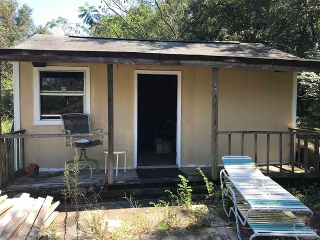 $250,000 | 2529 Molino Road, Molino, FL 32577