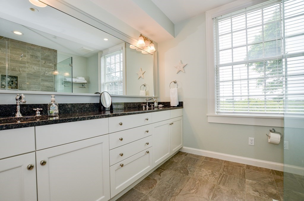 102 Point Road Marion, MA 02738 - Photo 24 of 39 Gallery Image 24