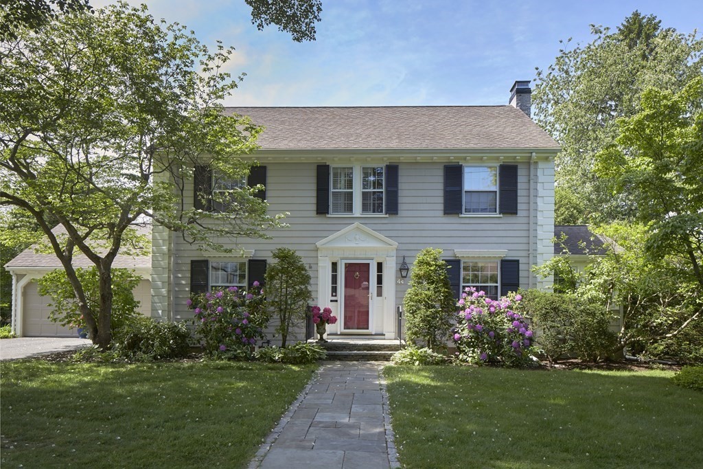 44 Hastings Road Belmont, MA 02478 - Photo 1 of 20 Gallery Image 1