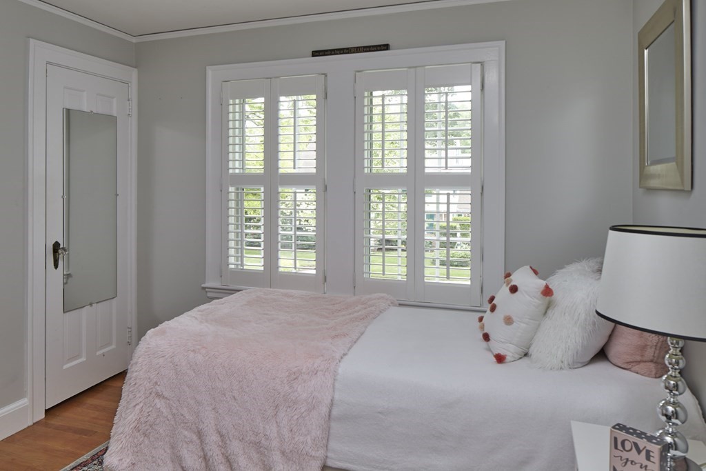 44 Hastings Road Belmont, MA 02478 - Photo 12 of 20 Gallery Image 12