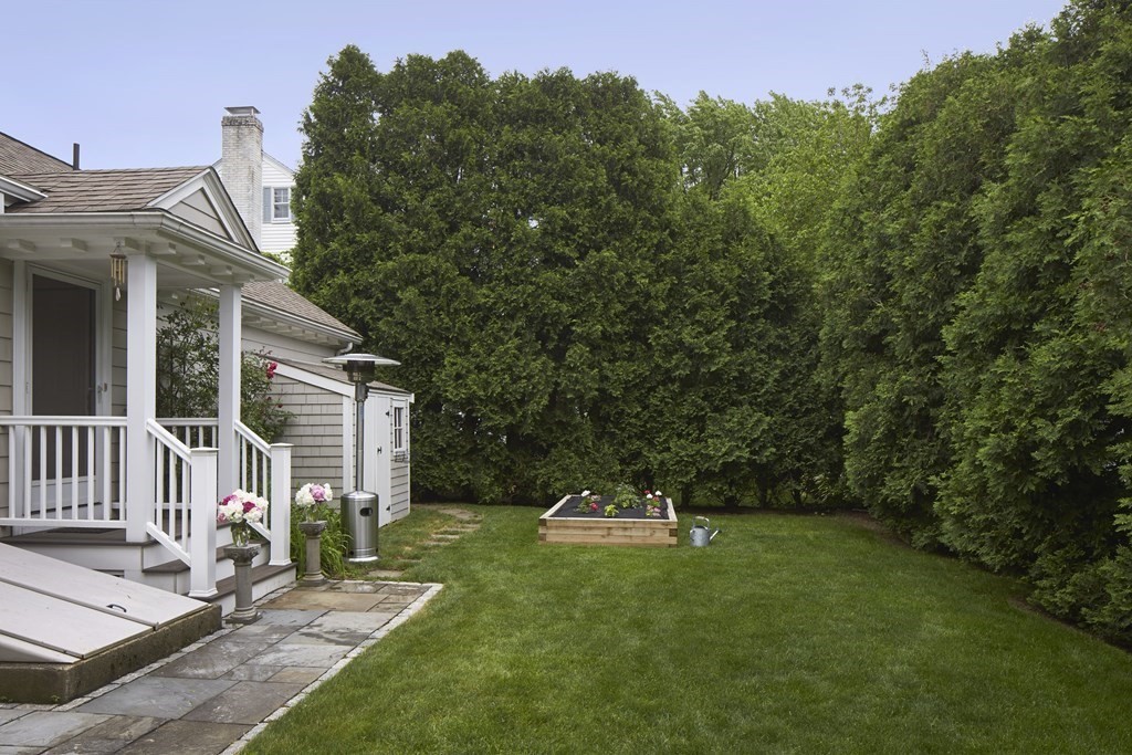 44 Hastings Road Belmont, MA 02478 - Photo 16 of 20 Gallery Image 16