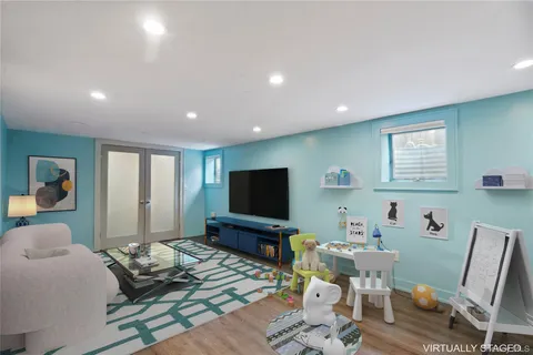 $1,899,000 | 34 Wooleys Lane, Great Neck, NY 11023