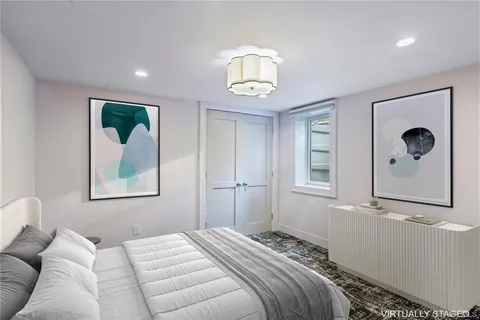 $1,899,000 | 34 Wooleys Lane, Great Neck, NY 11023