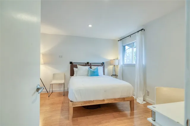 $900 | 2526 Durwood Street, Unit 110, Austin, TX 78704