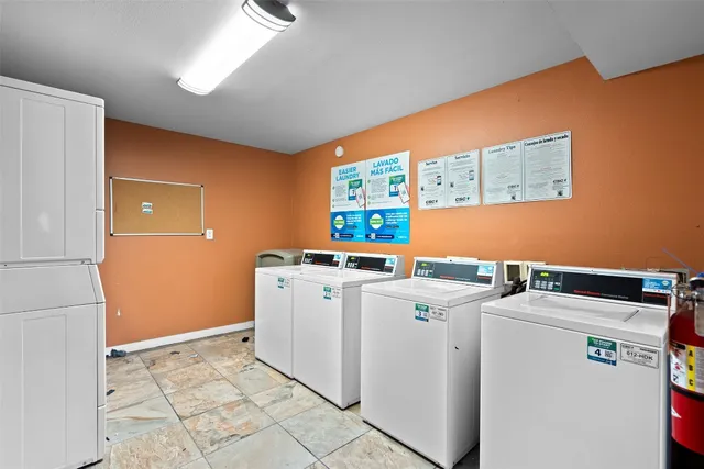 $900 | 2526 Durwood Street, Unit 110, Austin, TX 78704