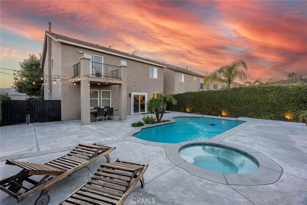 28201 Springvale Lane Castaic, CA 91384 - Photo 47 of 59 front view of a house with a yard