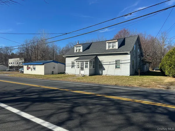 $599,000 | 1110-1114 Highway 94, New Windsor, NY 12553