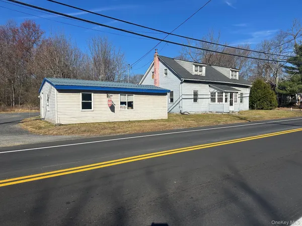 $599,000 | 1110-1114 Highway 94, New Windsor, NY 12553