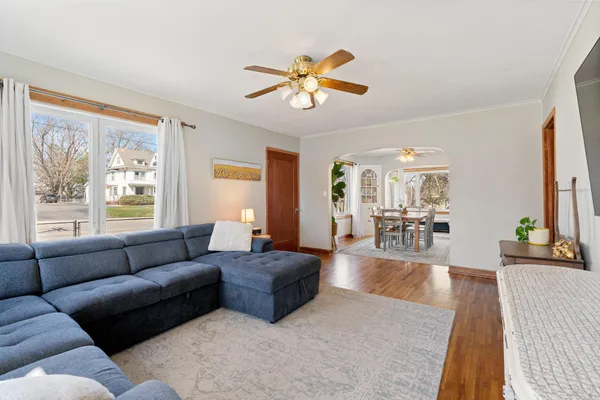 $319,900 | 815 South Elm Avenue, Owatonna, MN 55060