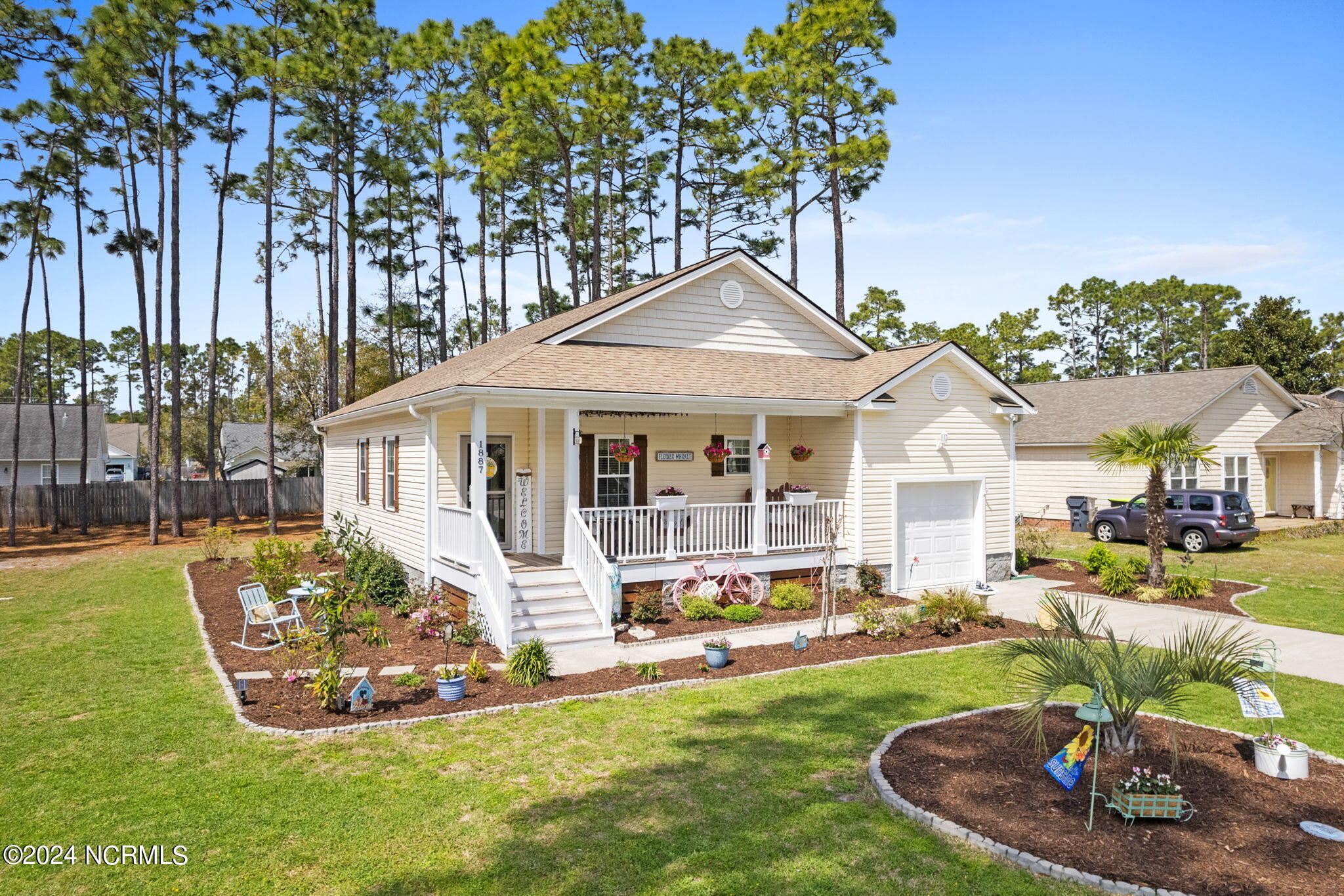 1887 East Boiling Spring Road Southport, NC 28461 - Photo 2 of 58 kahunaphoto.com-0889