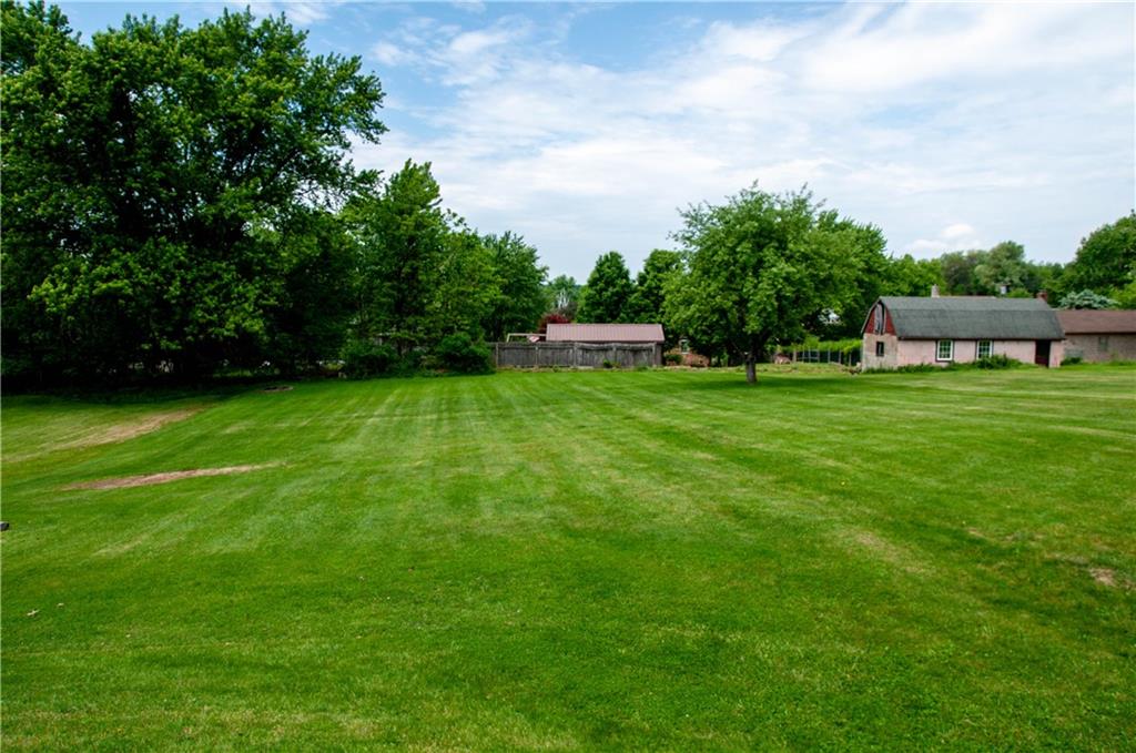 2908 Conway Wallrose Road Baden, PA 15005 - Photo 22 of 26