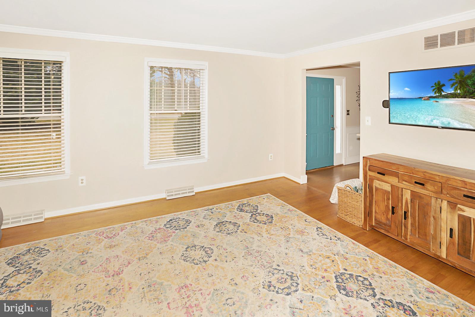 3513 Fallston Road Fallston, MD 21047 - Photo 10 of 40 Main Level Living Room