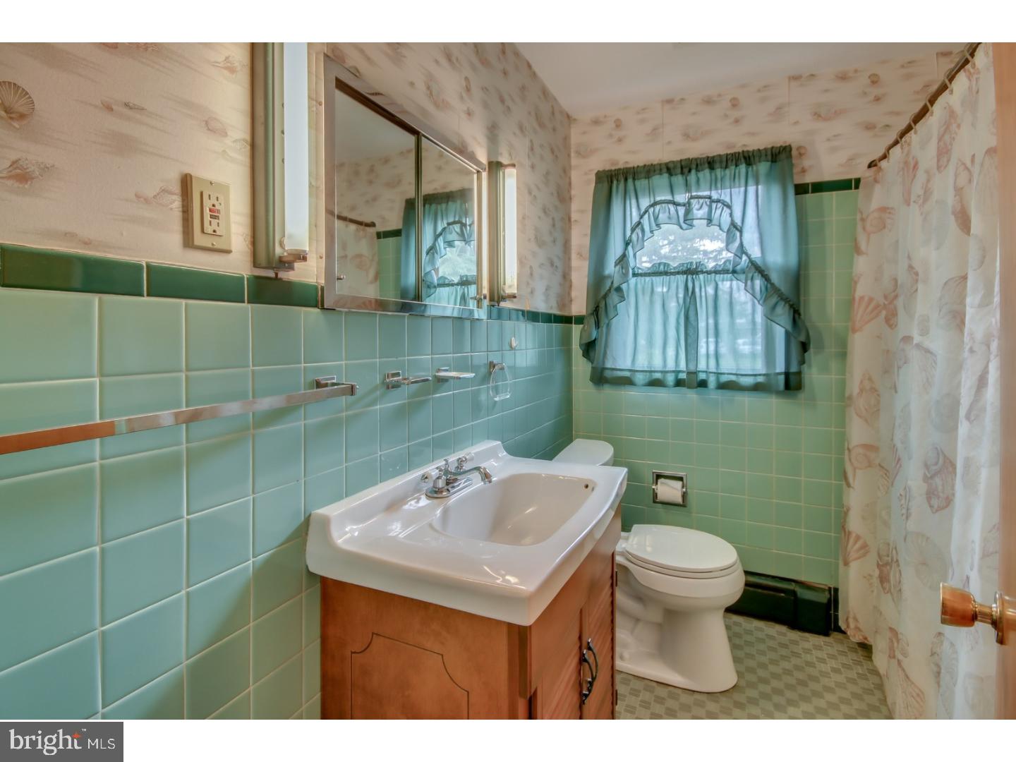 2942 Township Line Road Norristown, PA 19403 - Photo 16 of 25 Gallery Image 16