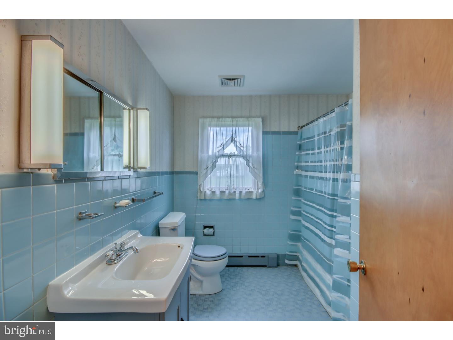 2942 Township Line Road Norristown, PA 19403 - Photo 17 of 25 Gallery Image 17