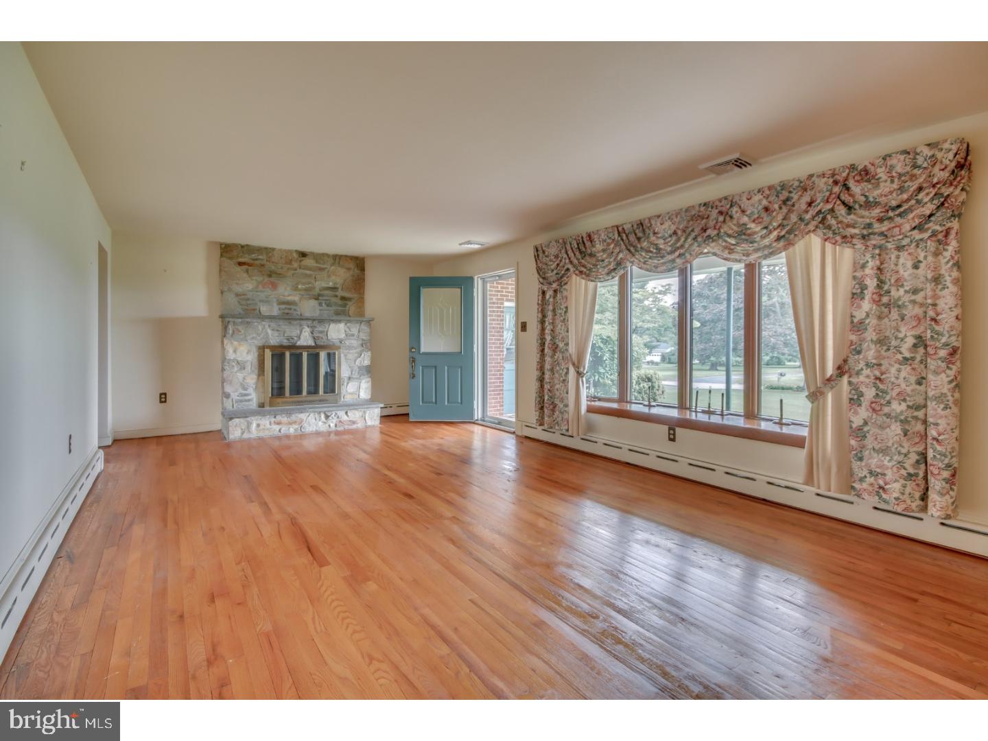 2942 Township Line Road Norristown, PA 19403 - Photo 7 of 25 Gallery Image 7