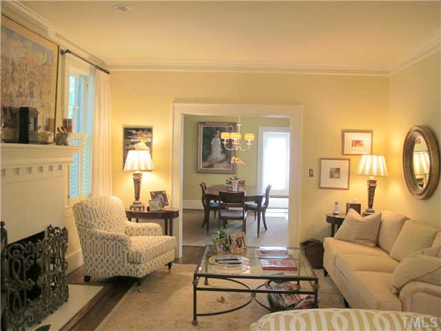 2238 The Circle Raleigh, NC 27608 - Photo 7 of 23 Living Room