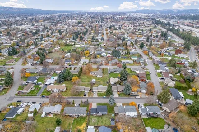 $399,000 | 1120 North Warren Road, Spokane Valley, WA 99216