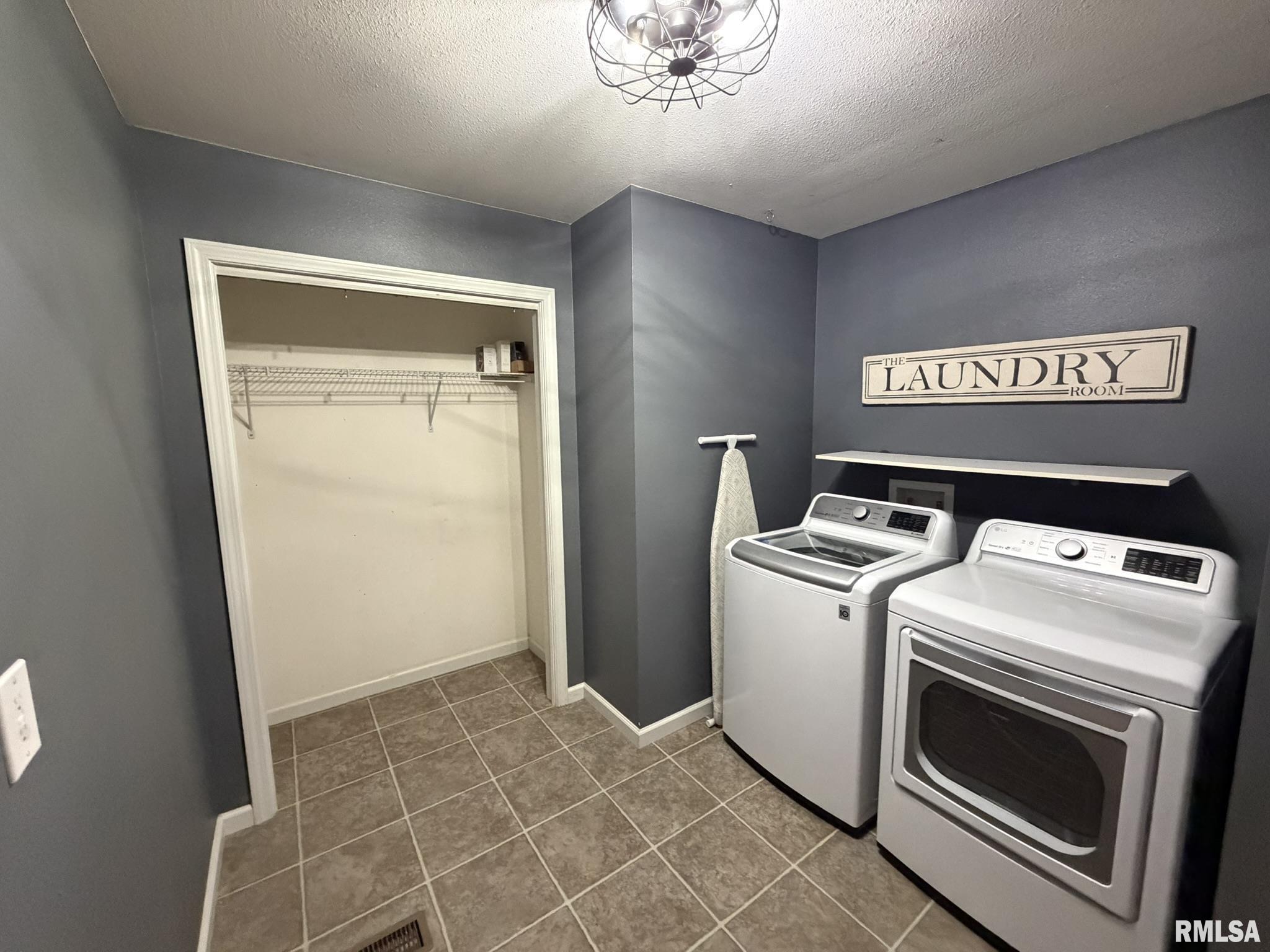 324 Casey Road Farmington, IL 61531 - Photo 26 of 68