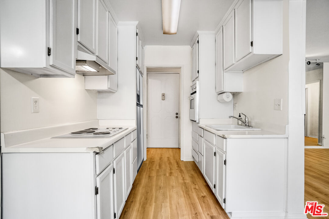 1831 Prosser Avenue, Unit 101 Los Angeles, CA 90025 - Photo 8 of 20