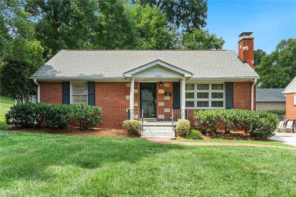 604 Sunset Drive High Point, NC 27262 - Photo 1 of 25